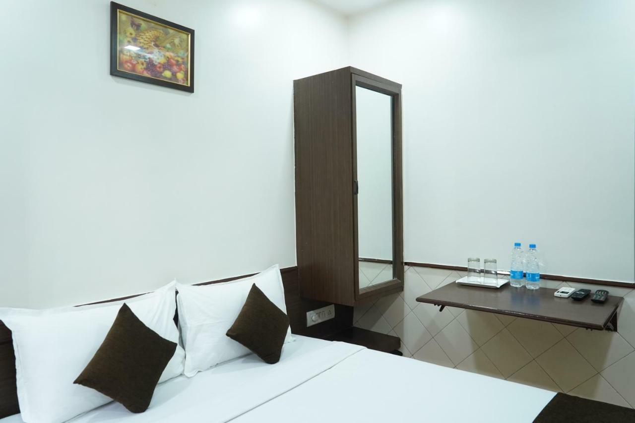 Sharda Residency Hotel Bombay Eksteriør billede
